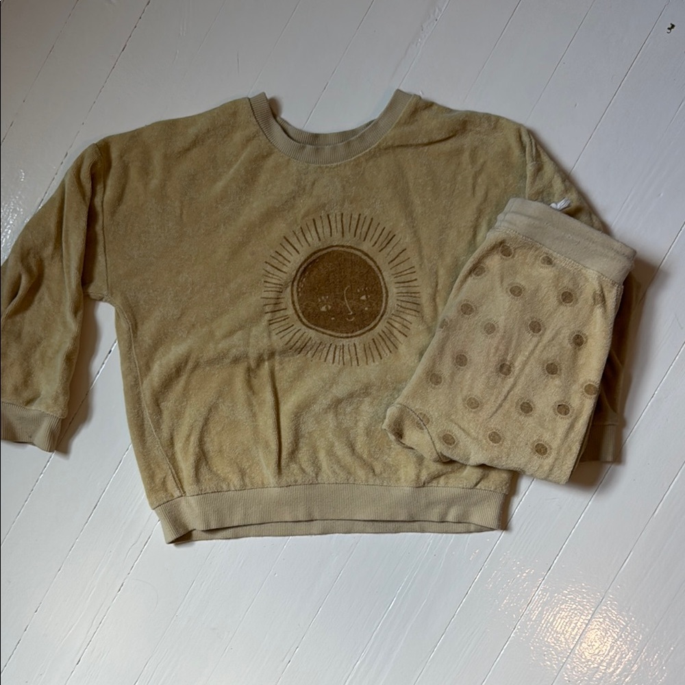 Rylee + Cru Cream Sunburst Sweater + Pants
